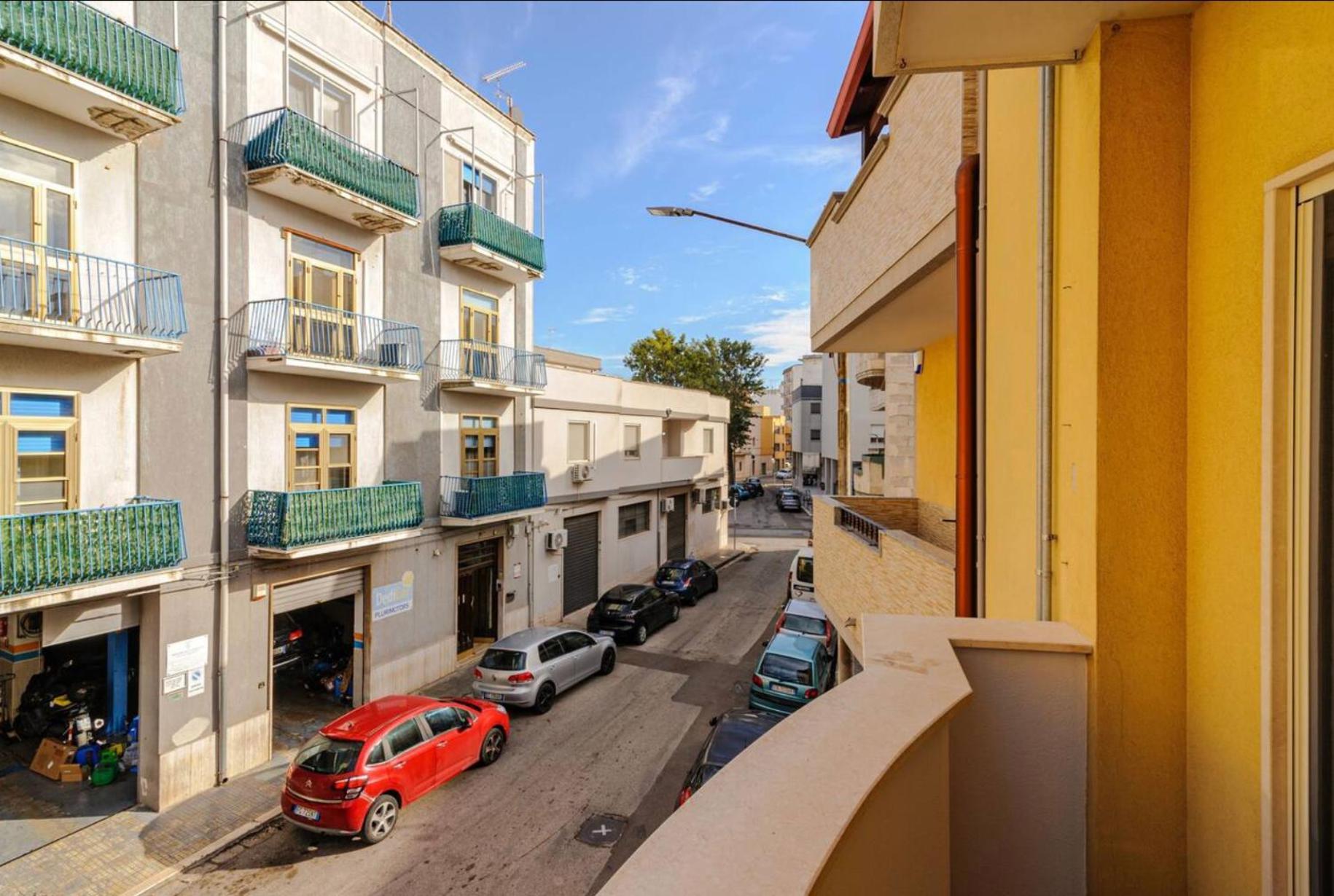 Indipendence Home Бриндизи Екстериор снимка